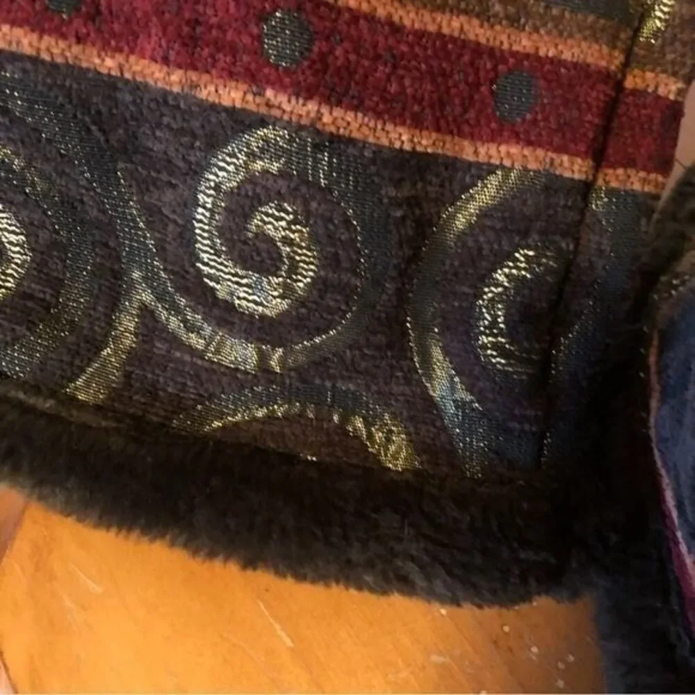 Tally Ho Outerwear‎ Women's Medium Faux Fur Sherpa Lined Tapestry Knit Jacket